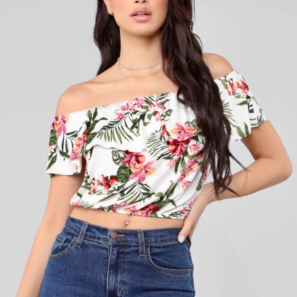 NEW Fashion Nova Jasmyn Floral Crop Top
